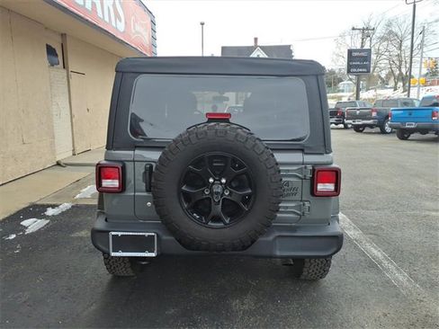 Used 2022 Jeep Wrangler Unlimited Sport image 6