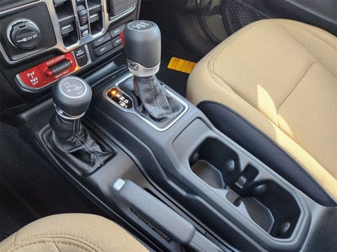 New 2026 Jeep Wrangler Unlimited Sport image 28