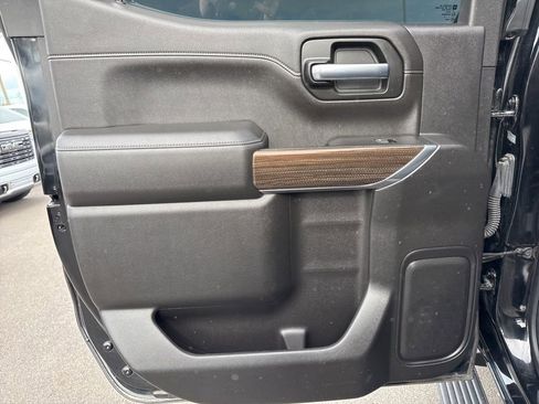 Used 2020 Chevrolet Silverado 1500 RST image 28