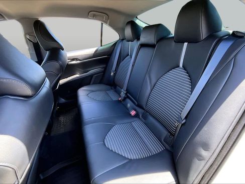 Used 2022 Toyota Camry SE FWD image 20