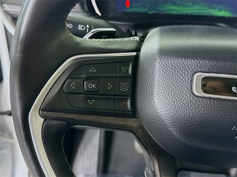 Used 2023 Jeep Grand Cherokee 4WD 4xe image 24