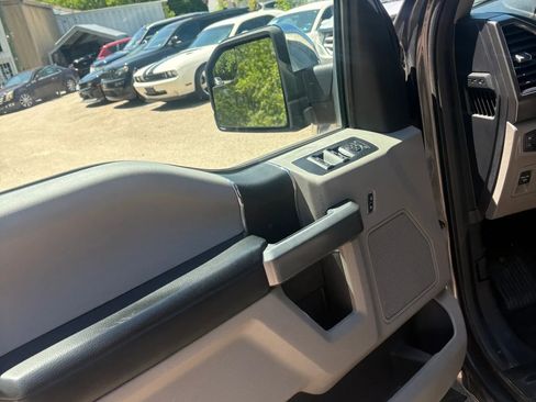 Used 2017 Ford F150 XLT RWD image 36