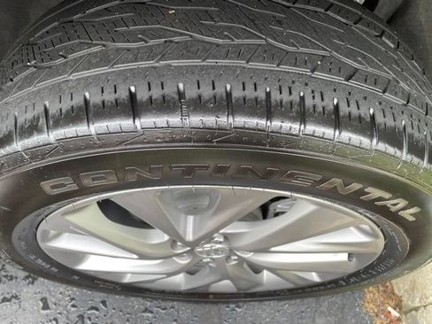 Used 2026 Buick Enclave Preferred FWD image 32
