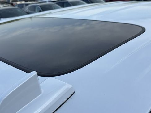 New 2026 GMC Sierra 1500 SLT image 15