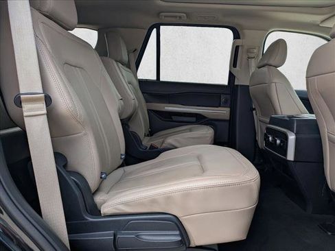 Used 2024 Ford Expedition Limited RWD image 21