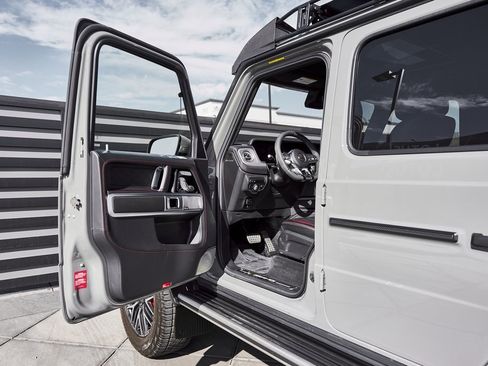 Used 2022 Mercedes-Benz G 63 AMG Squared image 33