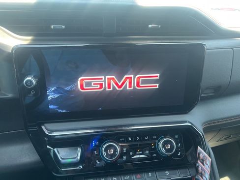 Certified 2024 GMC Sierra 2500 AT4 w/ AT4 Premium Plus Package AWD/4WD image 57
