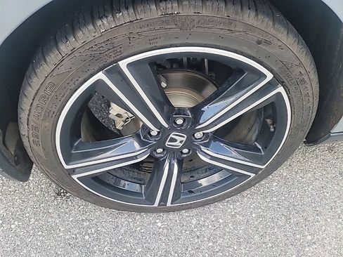 Used 2025 Honda Accord Sport image 7