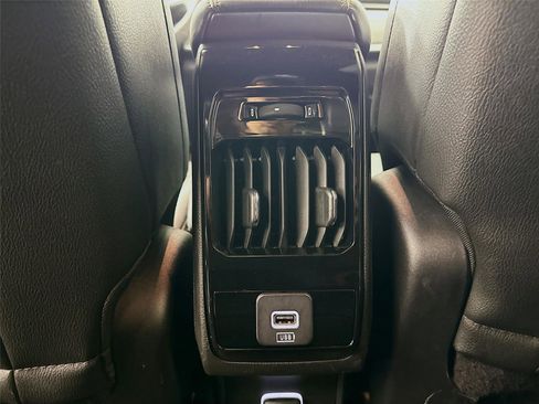 Used 2024 Jeep Compass Limited AWD/4WD image 30