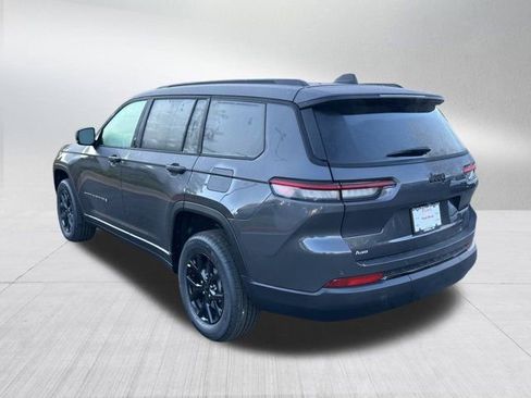 New 2025 Jeep Grand Cherokee L Altitude image 7