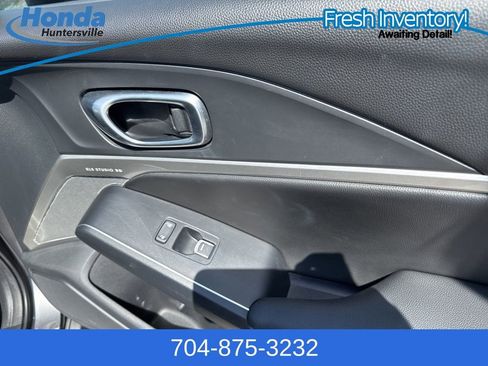 Used 2023 Acura Integra A-Spec image 17