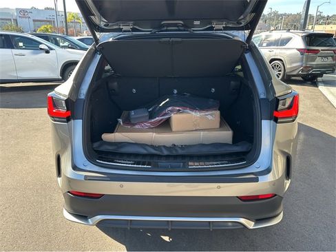 New 2026 Lexus NX 450h+ F Sport image 18