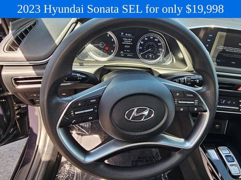Used 2023 Hyundai Sonata SEL FWD image 24
