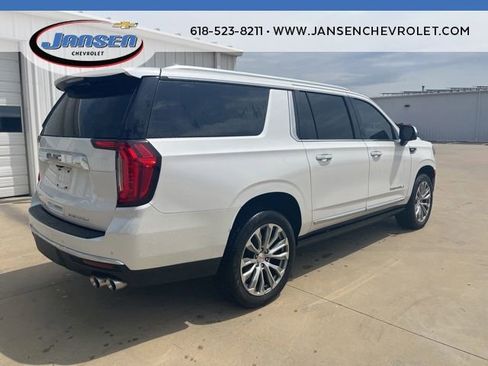 Used 2021 GMC Yukon XL Denali w/ Denali Premium Package AWD/4WD image 6