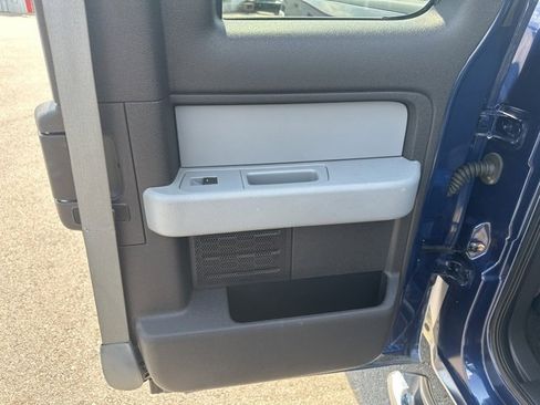 Used 2011 Ford F150 XLT w/ XLT Chrome Pkg image 23