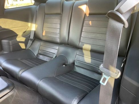 Used 2009 Ford Mustang GT Premium RWD image 15