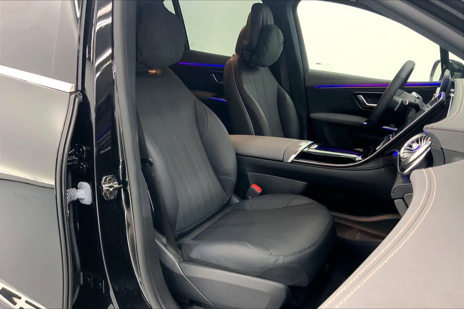 Used 2023 Mercedes-Benz EQS 450+ SUV image 12
