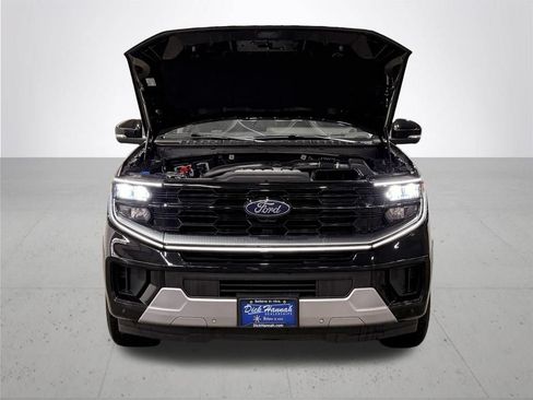 Used 2025 Ford Expedition Max Platinum AWD/4WD image 6