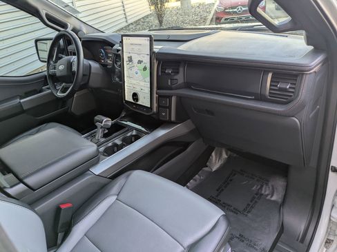 Used 2023 Ford F150 Lightning Lariat w/ Tow Technology Package image 33