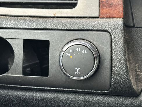 Used 2011 Chevrolet Silverado 1500 LTZ w/ Max Trailering Pack image 12