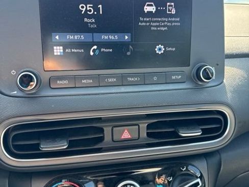 Used 2023 Hyundai Kona SEL AWD/4WD image 6