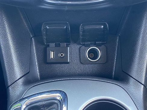 Used 2017 Chevrolet Cruze LT FWD image 27