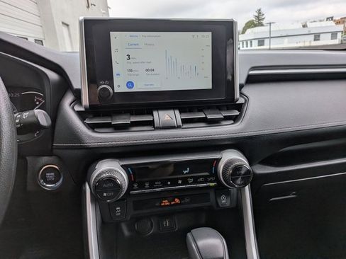 Used 2025 Toyota RAV4 XLE image 12