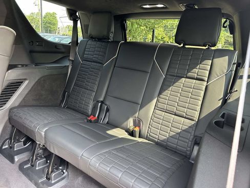 Certified 2024 Cadillac Escalade Sport Platinum w/ LPO, ONYX Package AWD/4WD image 12
