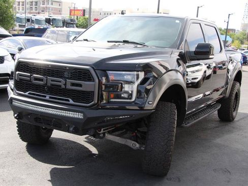 Used 2019 Ford F150 Raptor w/ Equipment Group 802A Luxury AWD/4WD image 3