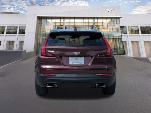 Certified 2023 Cadillac XT4 Luxury w/ Cold Weather Package FWD image 5
