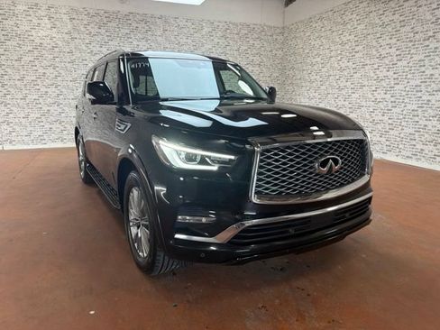 Used 2019 INFINITI QX80 Luxe RWD image 1