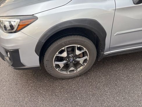 Used 2019 Subaru Crosstrek 2.0i Premium image 4