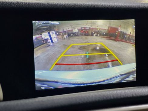 Used 2016 Lexus IS 200t RWD image 13