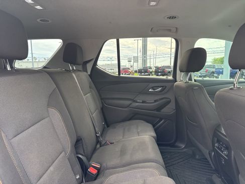 Used 2020 Chevrolet Traverse LS FWD image 17