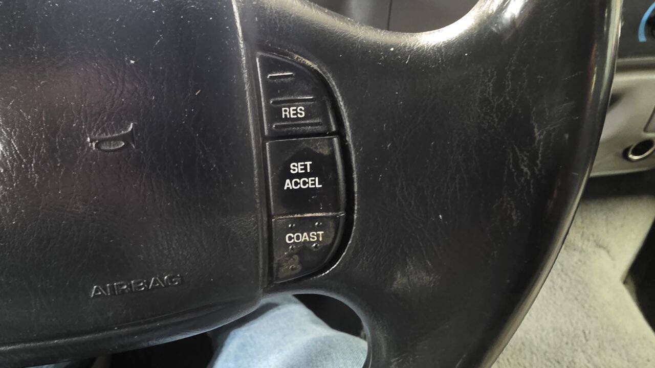 Used 2000 Ford F250 XLT RWD image 32