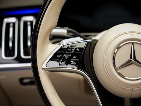 Used 2024 Mercedes-Benz Maybach S 580 4MATIC image 50