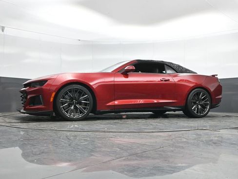 Used 2021 Chevrolet Camaro ZL1 RWD image 48