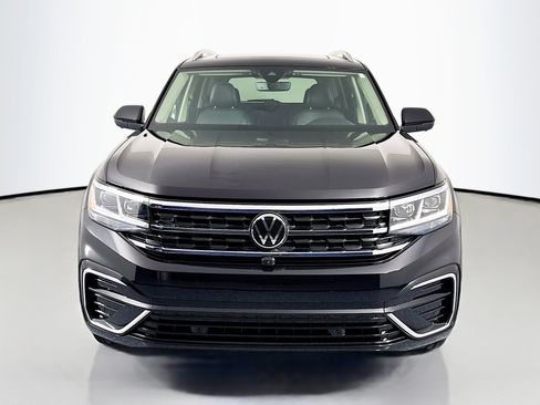 Used 2023 Volkswagen Atlas SEL Premium image 2