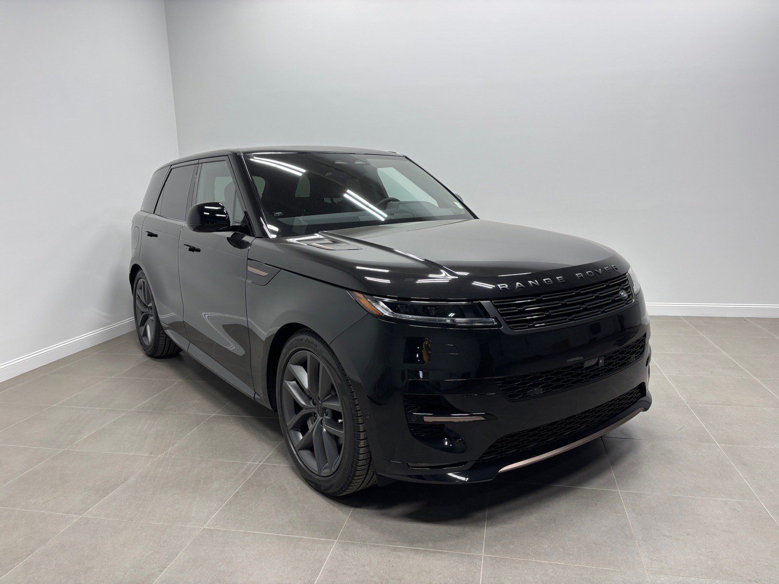 New 2026 Land Rover Range Rover Sport Dynamic SE AWD/4WD image 4