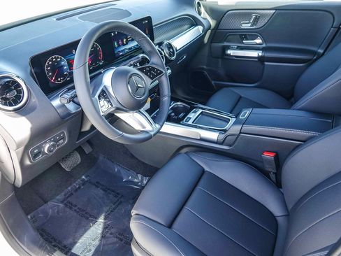 New 2026 Mercedes-Benz GLB 250 image 16