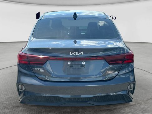 Used 2024 Kia Forte LX FWD image 3