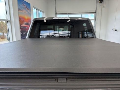 Used 2018 Ford F150 Raptor w/ Equipment Group 802A Luxury image 10