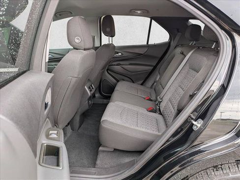 Used 2024 Chevrolet Equinox LT FWD image 19
