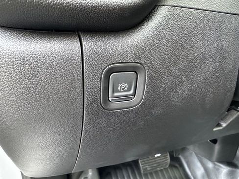 New 2025 GMC Sierra 2500 Pro w/ 1SA Pro Safety Plus Package image 27