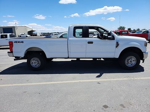 Used 2018 Ford F250 XL w/ Power Equipment Group AWD/4WD image 13
