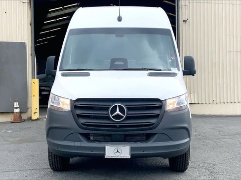 New 2026 Mercedes-Benz Sprinter 2500 image 3
