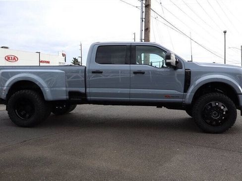 Used 2025 Ford F450 Platinum w/ Platinum Plus Package image 6