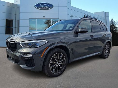 Used 2021 BMW X5 M50i w/ Executive Package image 4