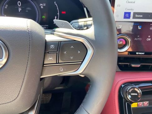 Certified 2024 Lexus NX 350h AWD image 18