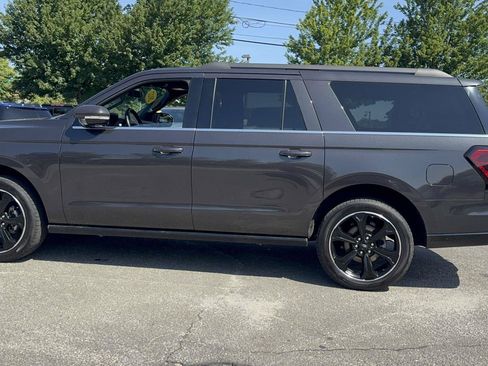 Used 2022 Ford Expedition Max Limited AWD/4WD image 4